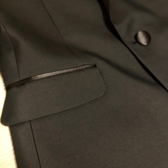 DSQUARED Tuxedo Suit - Picture 4 of 16